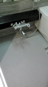 浴室、カラン回りお掃除後